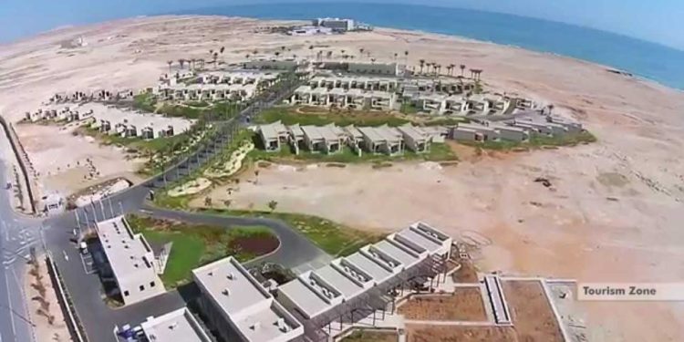 French majors eye Oman economic zone for investment