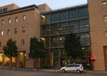Lebanon’s bank deposits forecast to grow by $8 billion