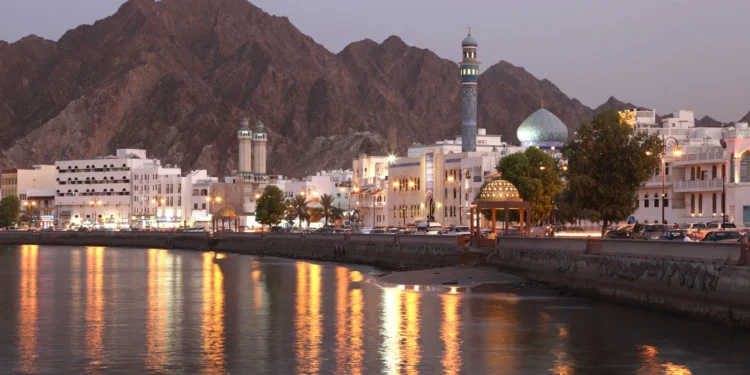 Fitch revises outlook on Oman to positive; affirms at ‘BB’
